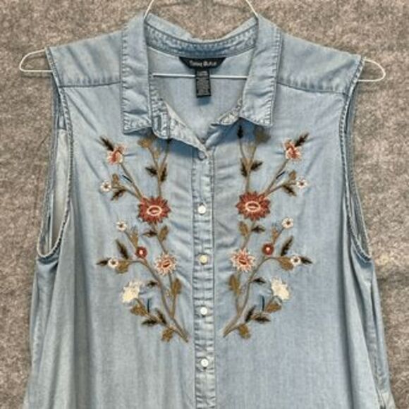 TERRE BLEUE Women’s Sleeveless Dress XL Blue Embroidered Floral Button Front - Picture 2 of 11